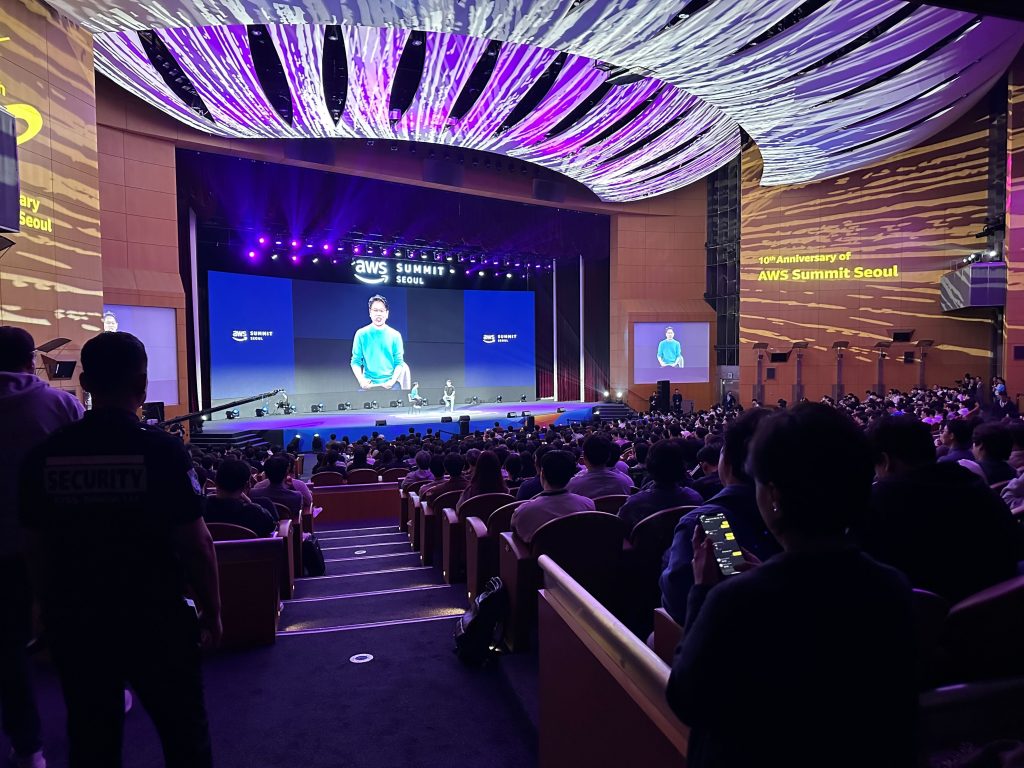 AWS Summit Seoul Keynote